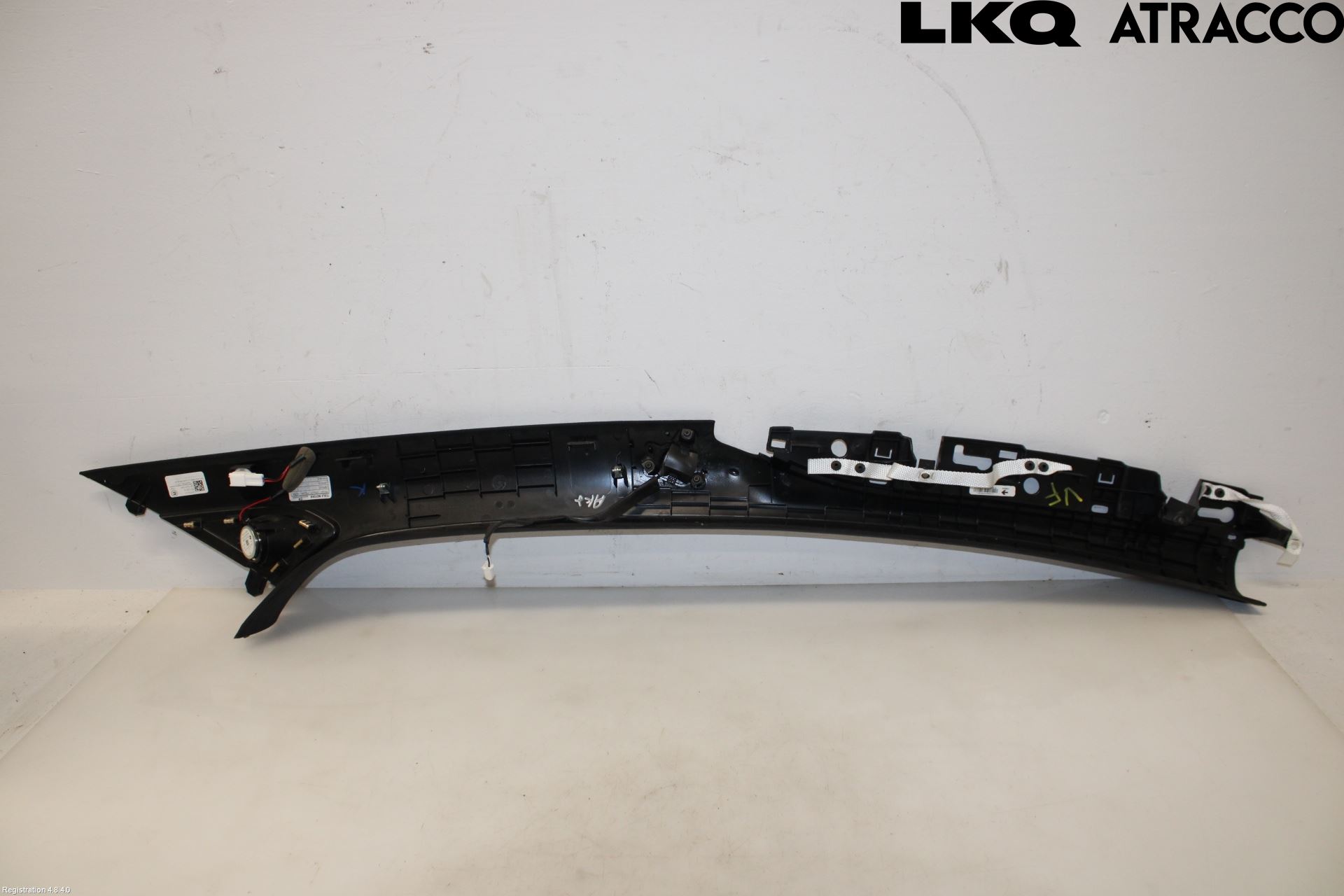Tesla MODEL X 16- Inr Plastd A-B-C Stolpe