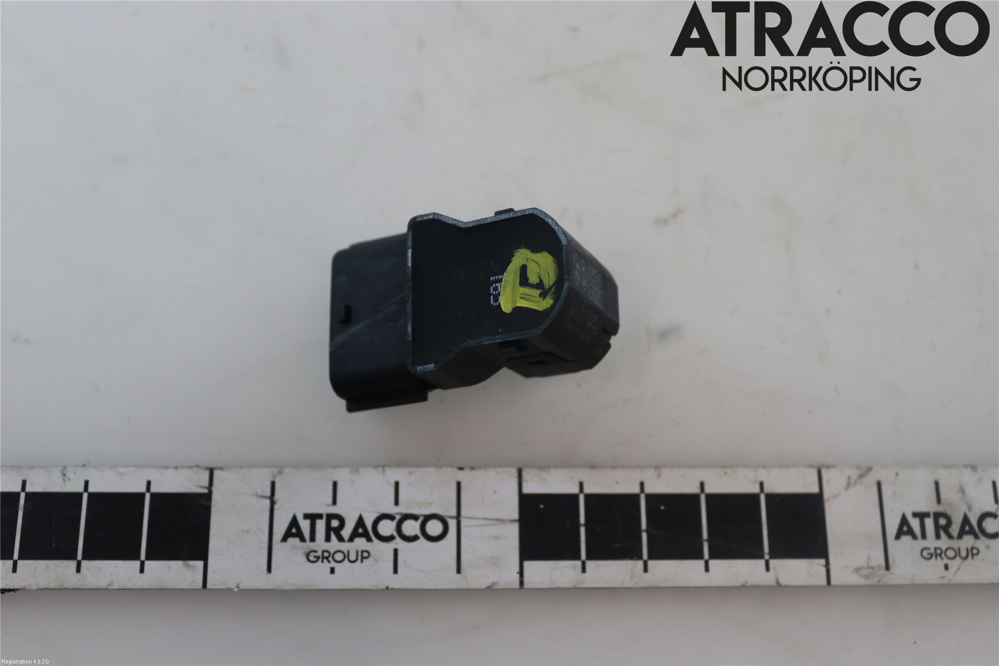 Hyundai i40 16-18 Parkeringshjälp Backsensor