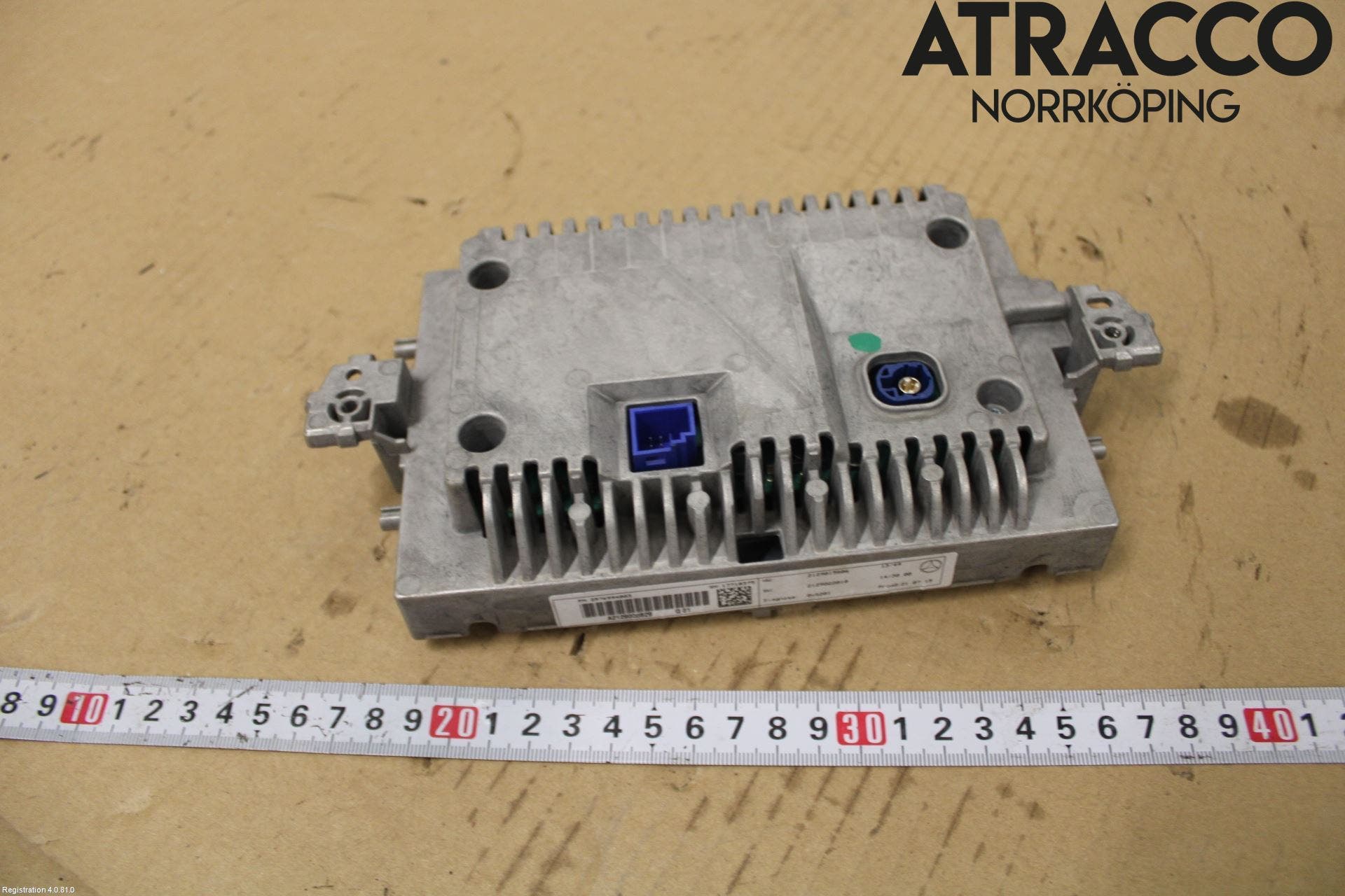 Mercedes-Benz MB E-KLASS (W212) 09-16 Bildskärm