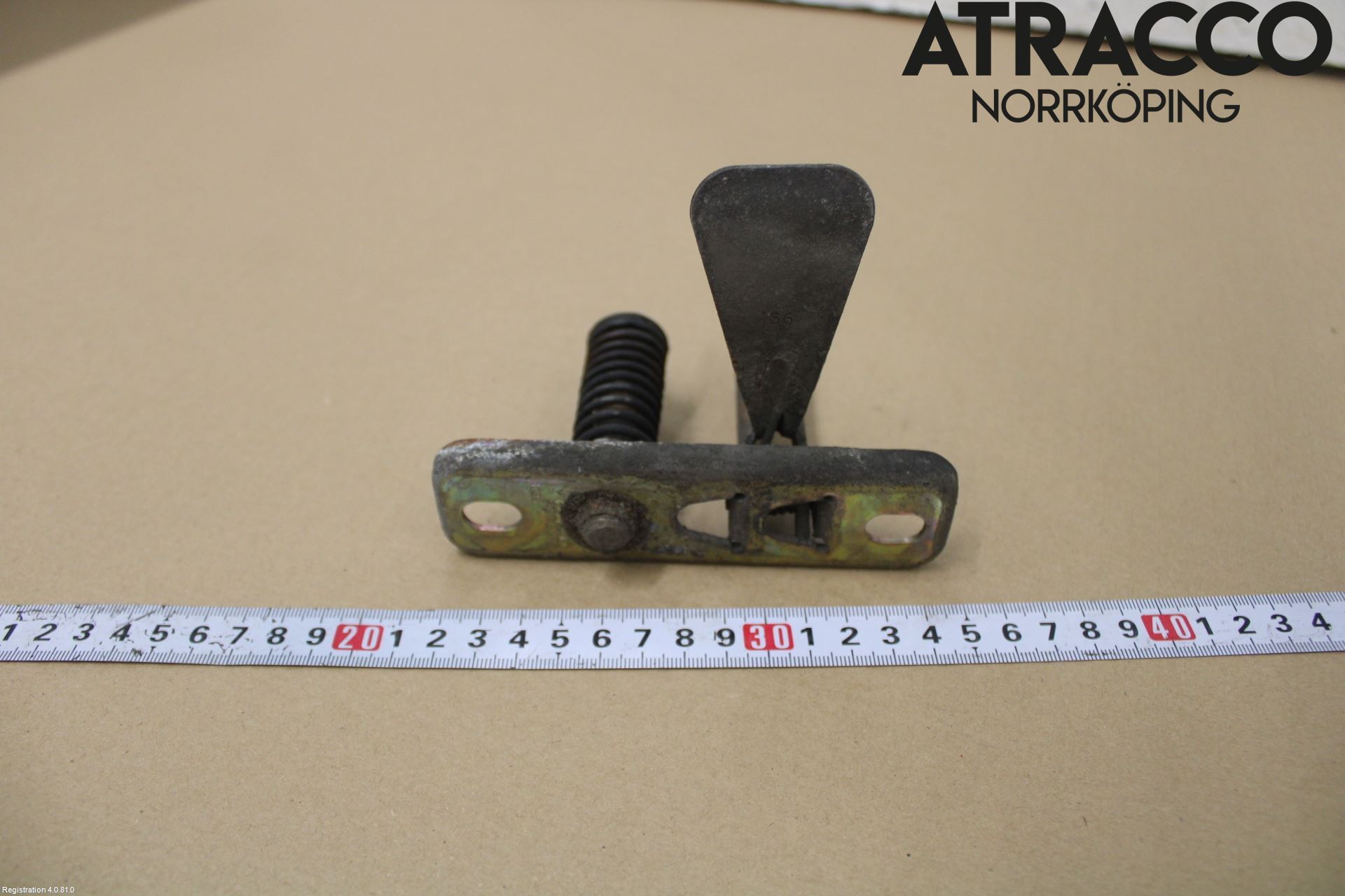 Volvo 240 88-93 Huv Spärr