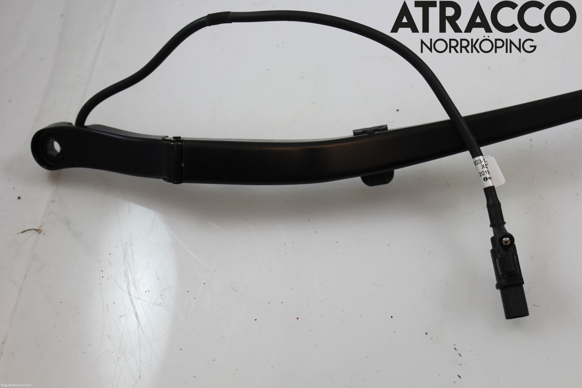 Jaguar I-PACE 18- Torkararm Armar Vindruta