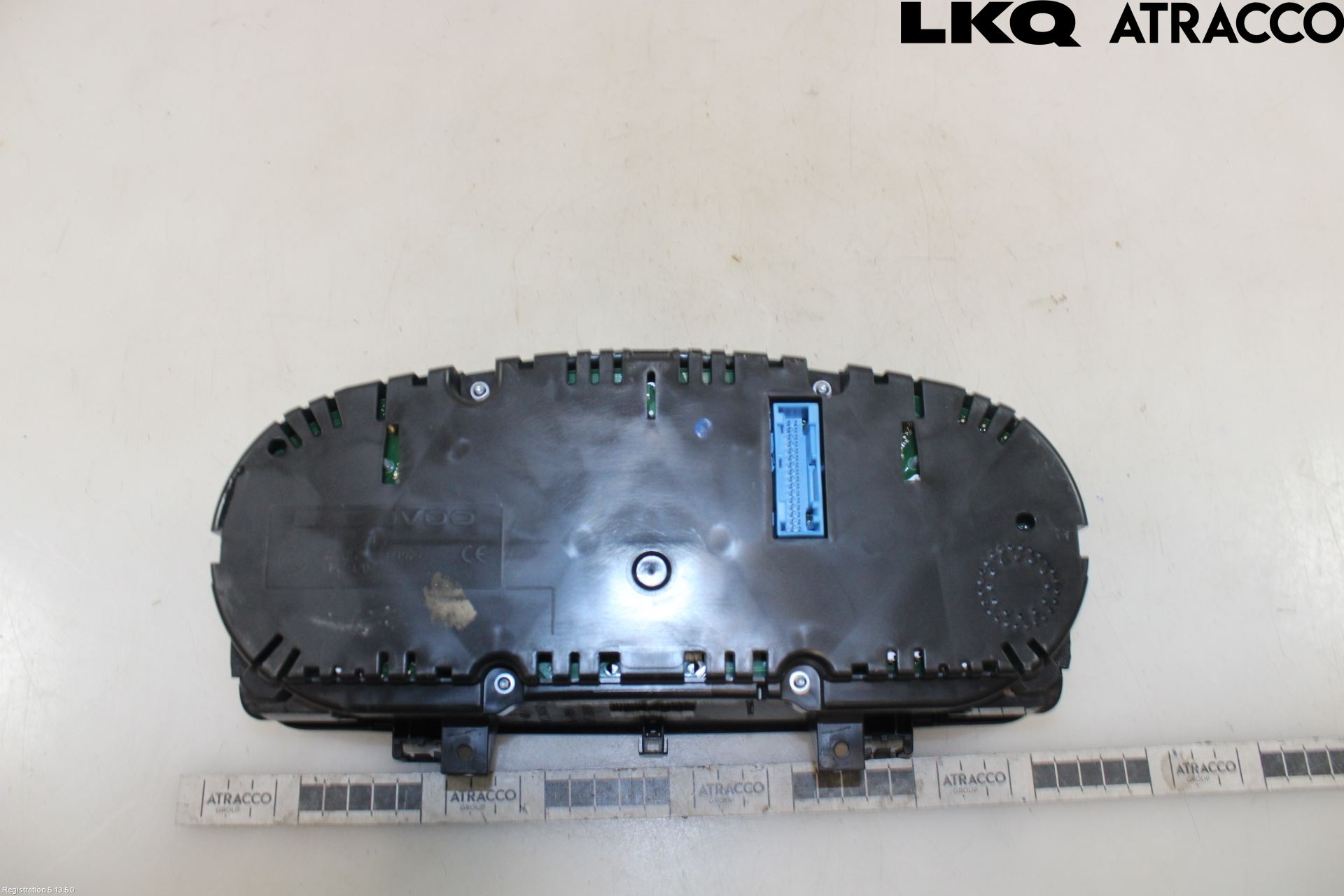 Volkswagen VW TOURAN 10-15 Instrument Komb