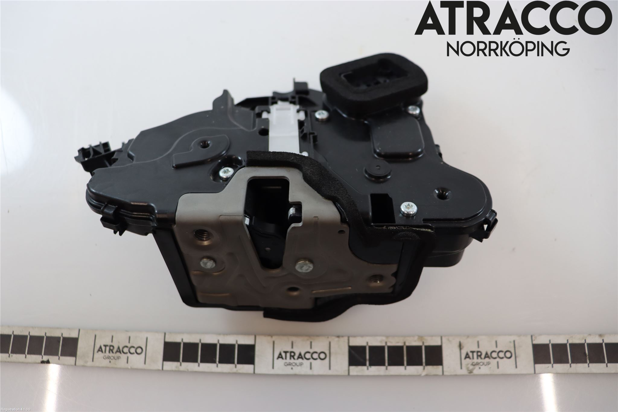 Skoda KAMIQ 20- Låskista-Dörrlås