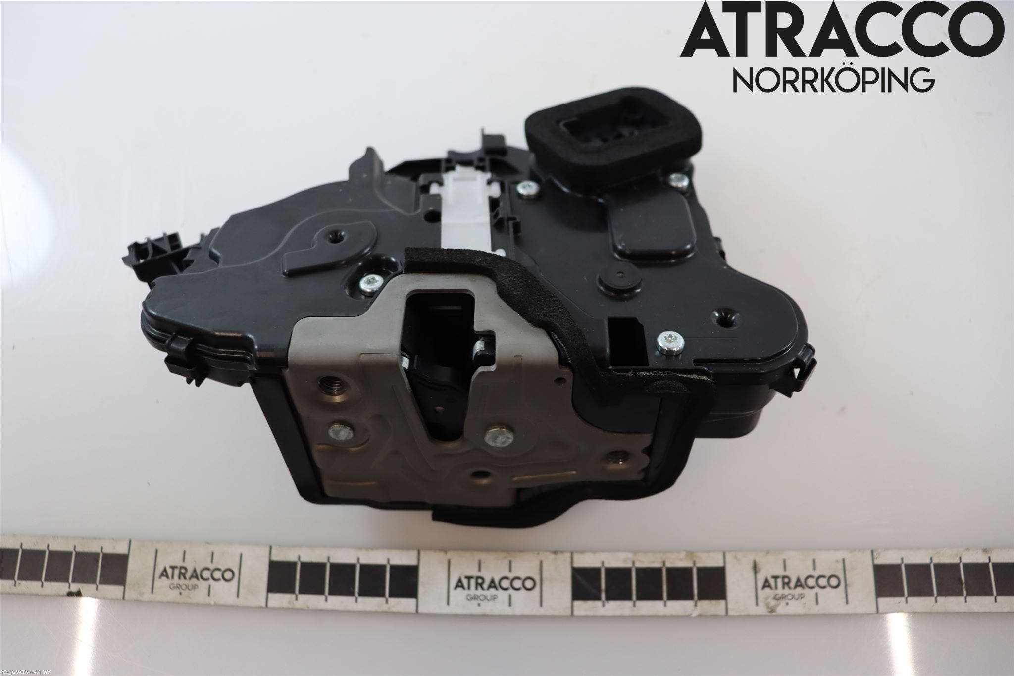 Skoda KAMIQ 20- Låskista-Dörrlås