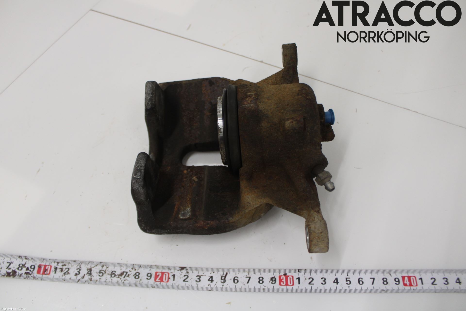 Skoda KAROQ 18- Bromsok Fram Höger