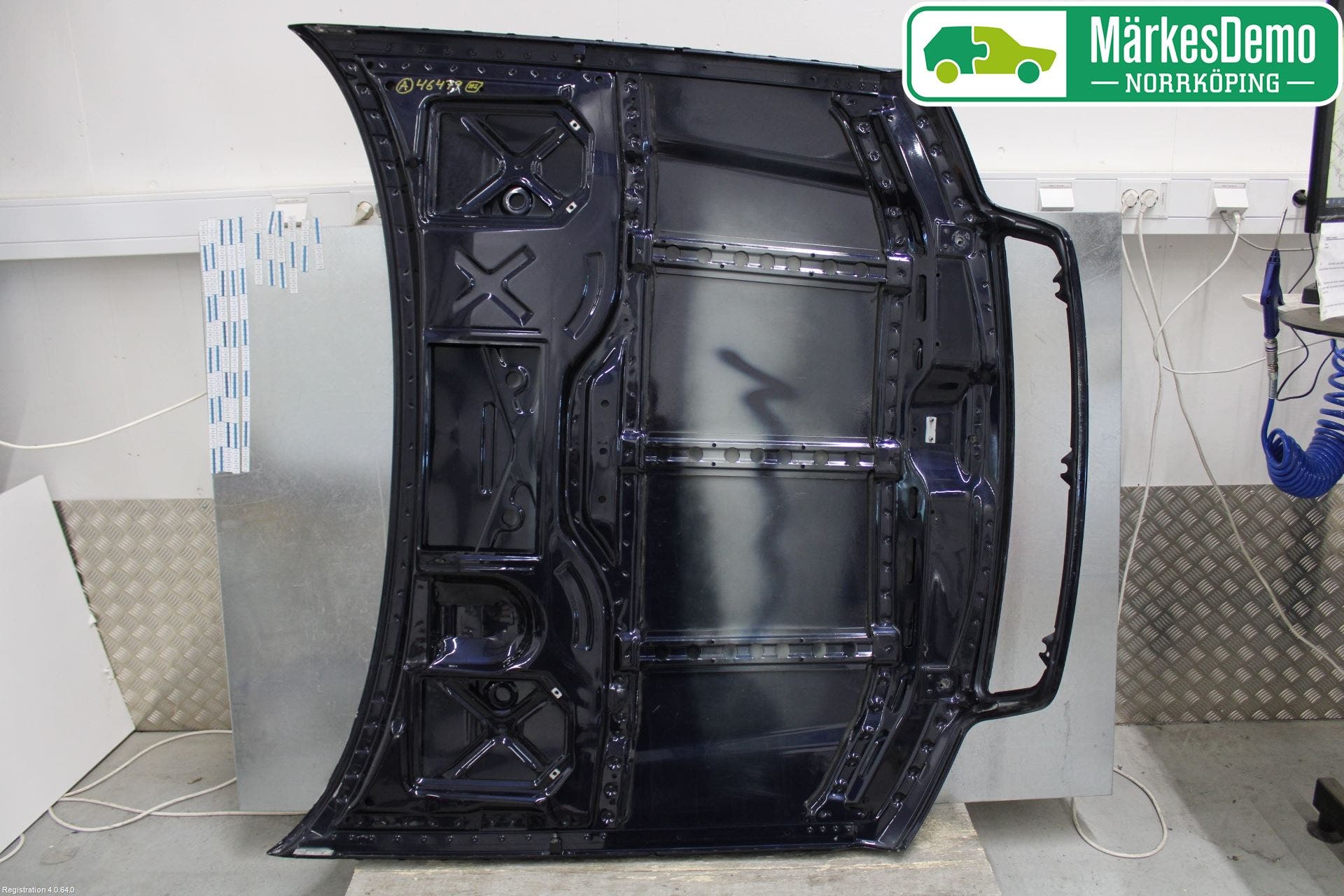 Audi A8/S8 4D 94-02 Huv Fram