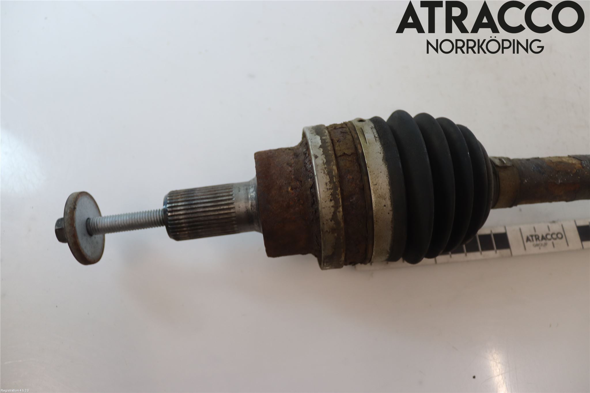 Ford KUGA 08-12 Drivaxel Bak Vänster