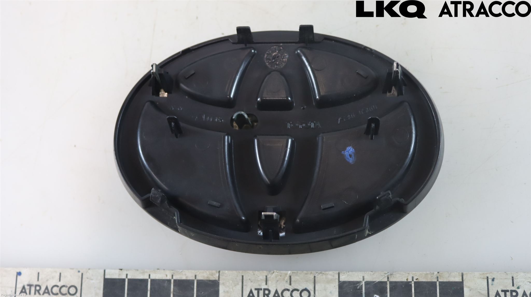 Toyota AVENSIS 07-08 Emblem