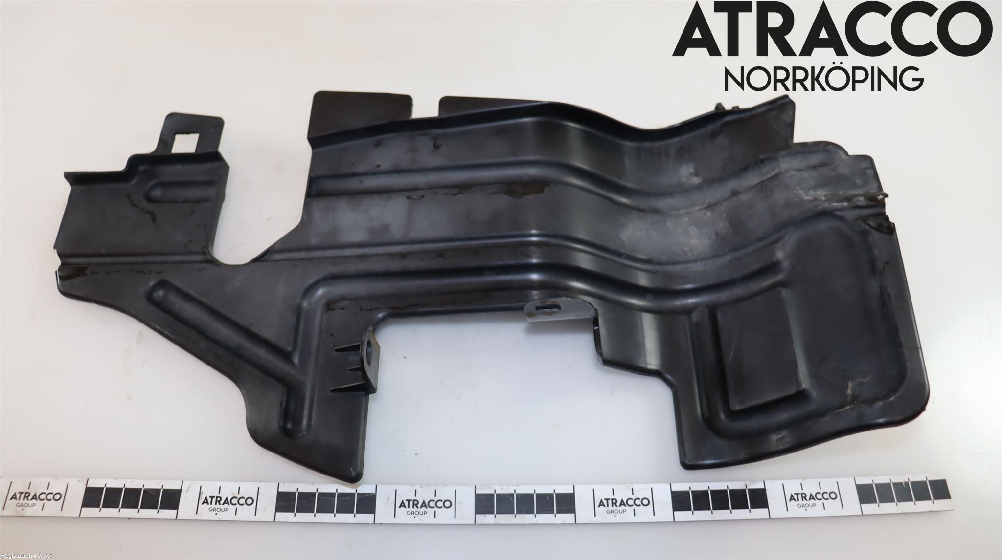 Toyota AVENSIS 07-08 Deflektor Plåt-Plast Kylning