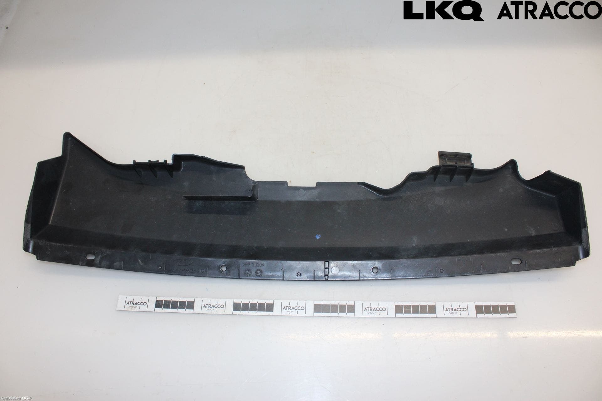 Ford FOCUS     04-07 Täckplast Front