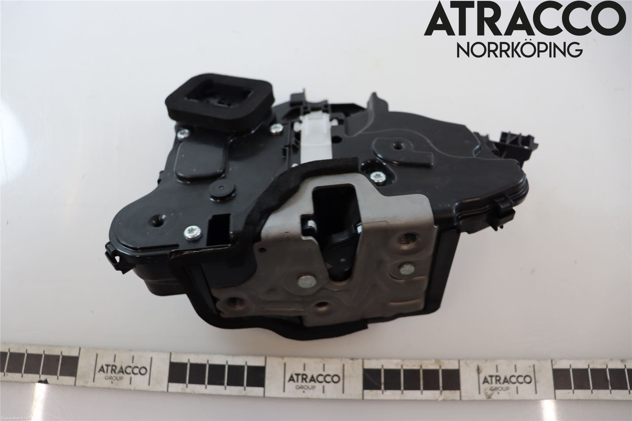 Skoda KAMIQ 20- Låskista-Dörrlås