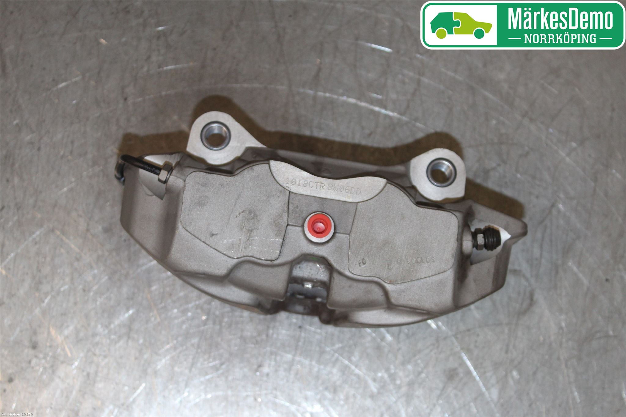 Audi A4/S4 B9 16-19 Bromsok Fram Höger