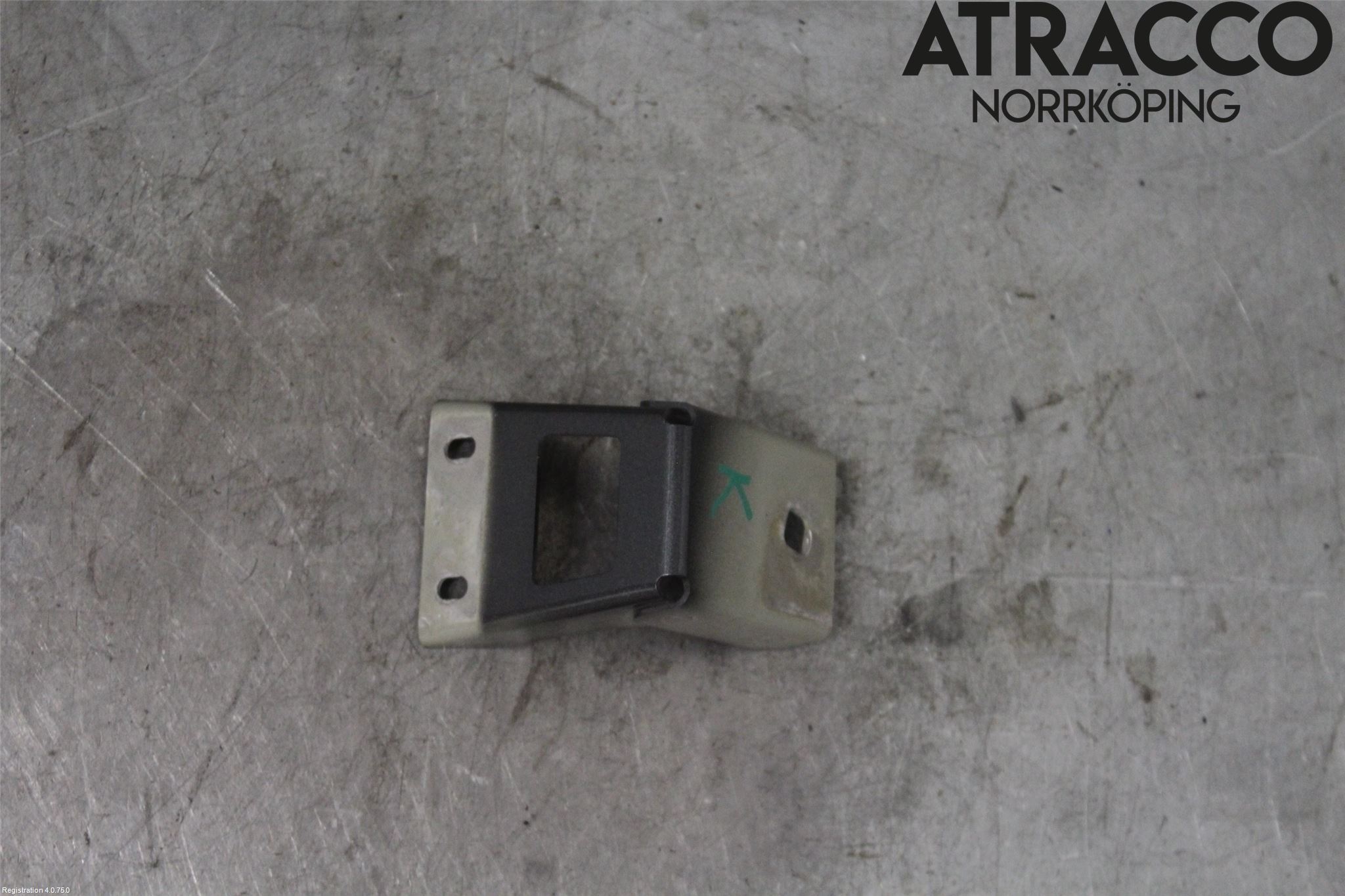 Audi R8 Bakram-Fästbalk