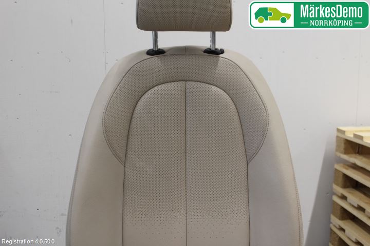 BMW 2 F45 Active Tourer 14-21 Inredning Stol Fram Hö