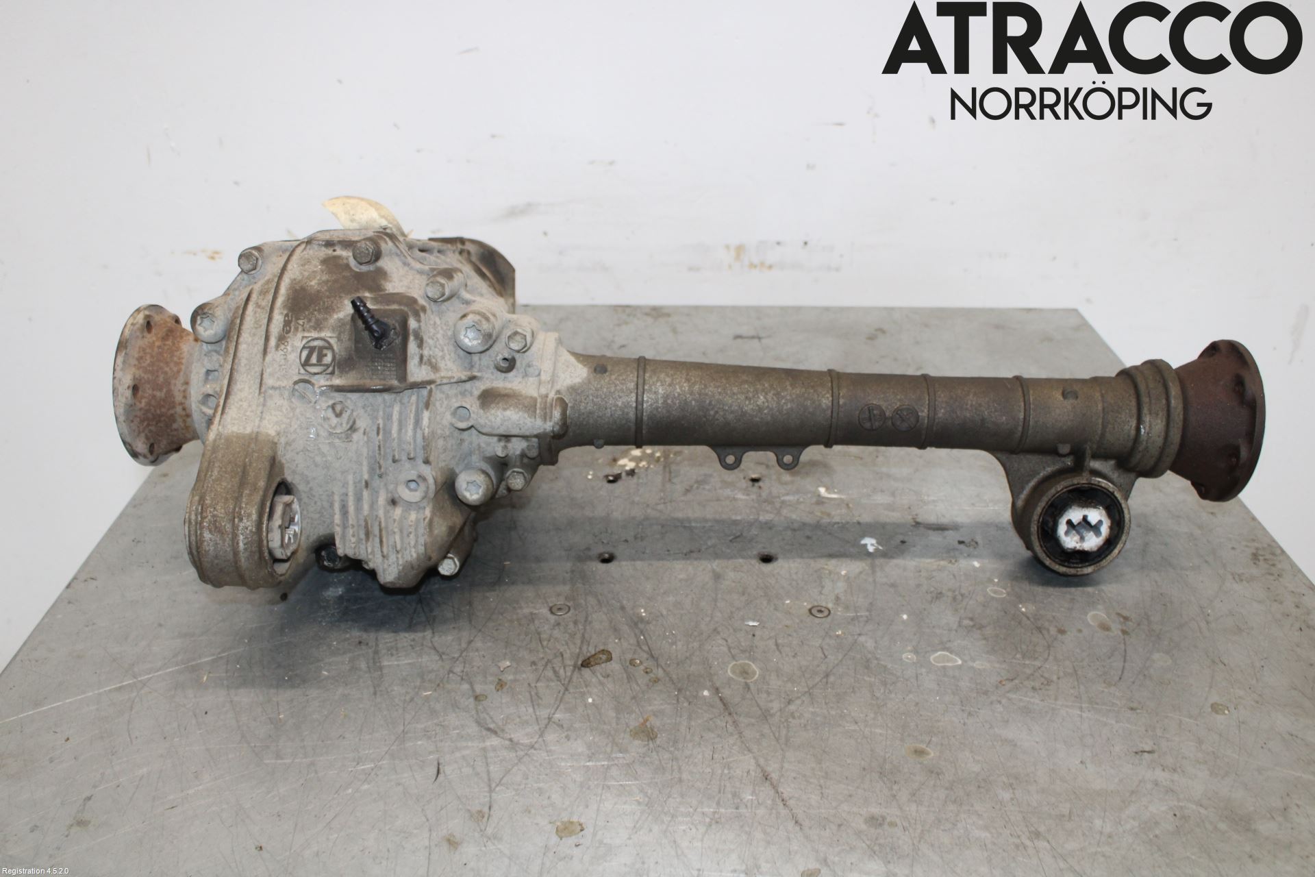 Volkswagen VW AMAROK 2H 10-22 Framvagn Diffrential