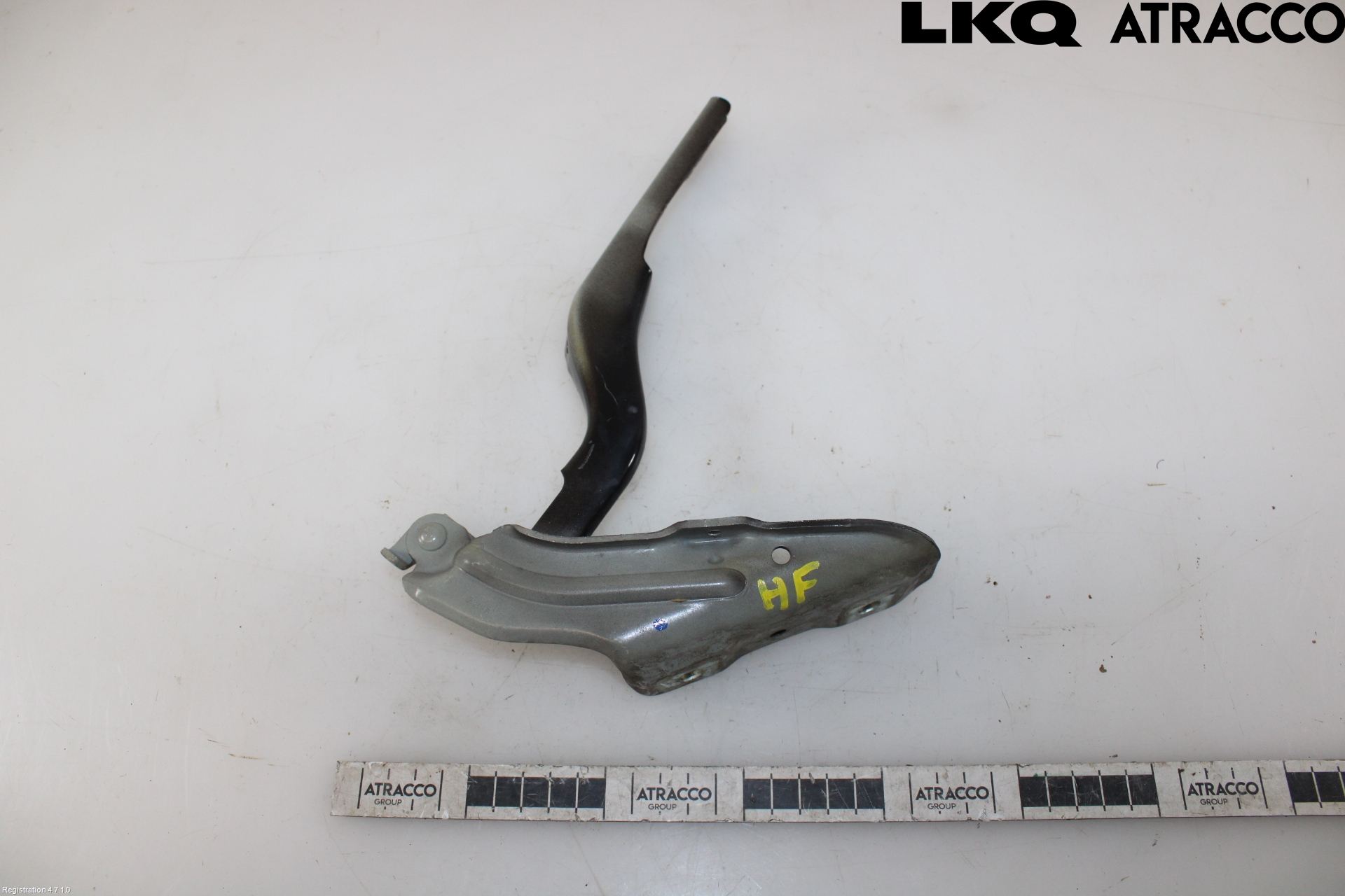 Mazda CX-30 20- Huvgångjärn