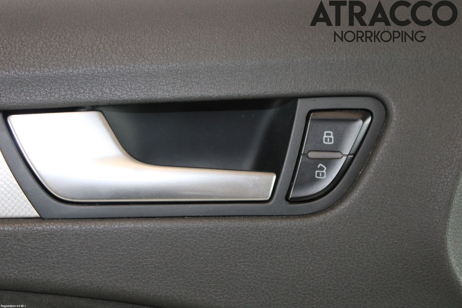 Audi A4 12-15 Dörrklädsel Vä