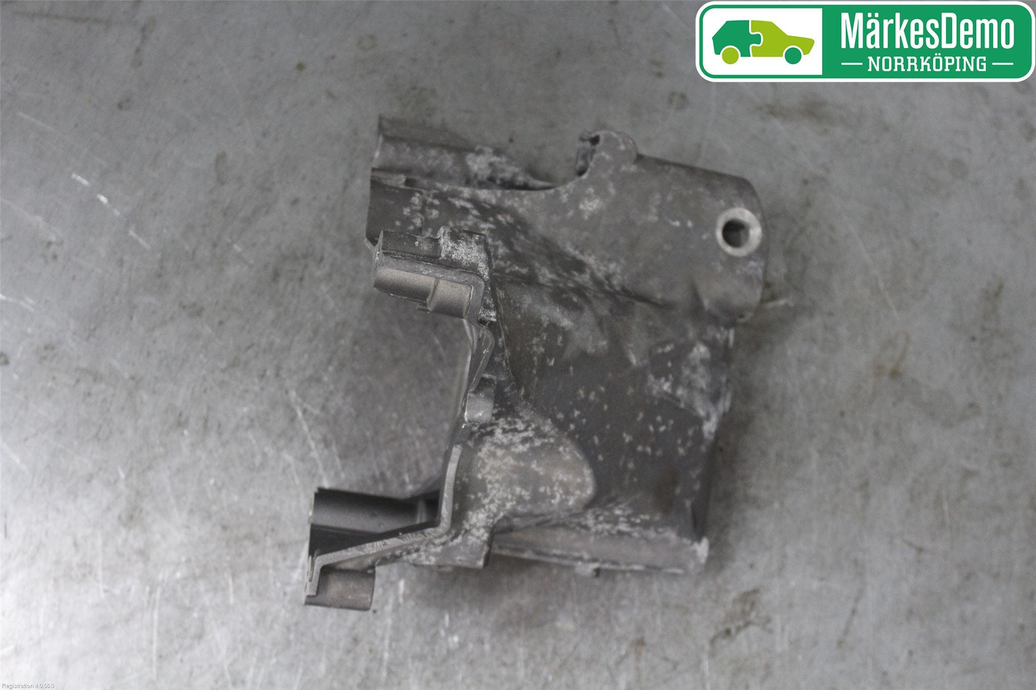 Seat ARONA Motorfäste