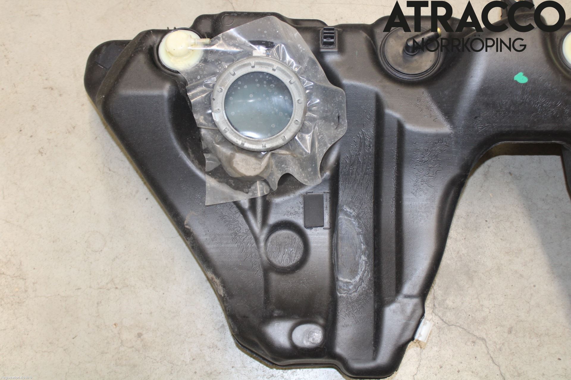 BMW 5 E60/61 Sed/Tou 02-10 Bränsletank Insprutning