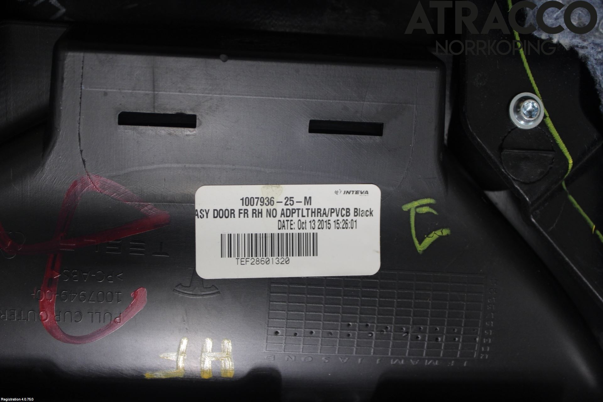 Tesla MODEL S 13- Dörrklädsel Hö