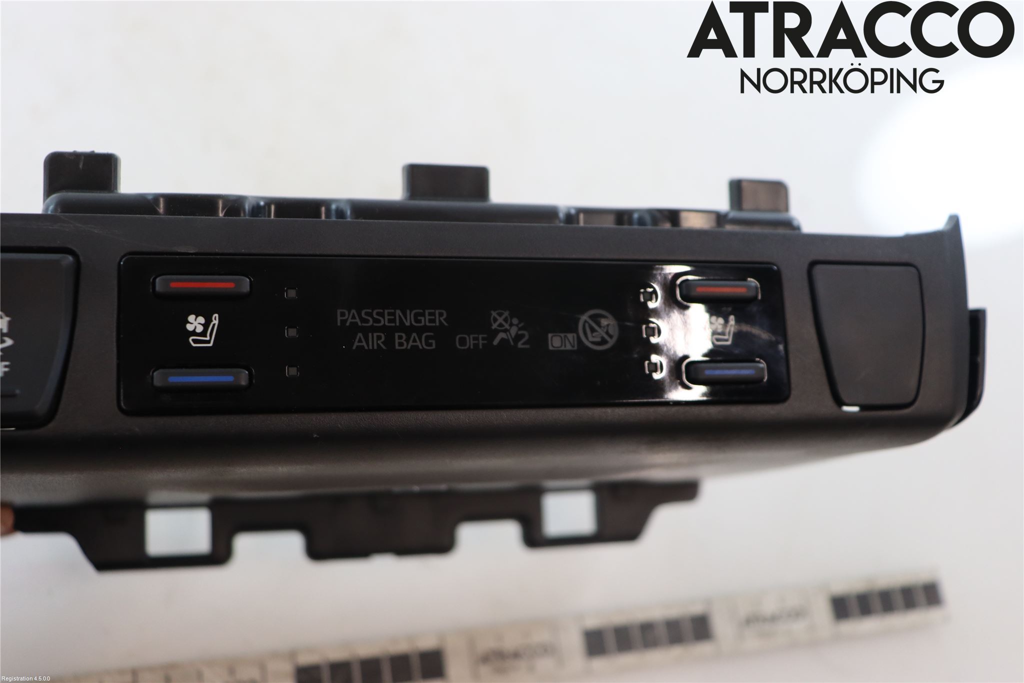 Toyota RAV4 19- Värmereglage