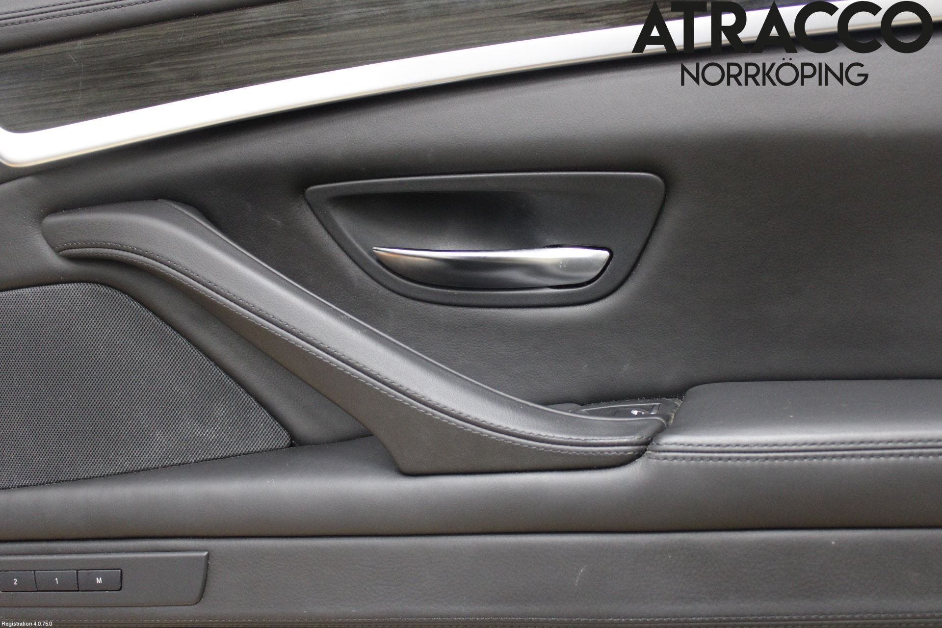 BMW 5 F10/F11/F18 09-17 Dörrklädsel Hö