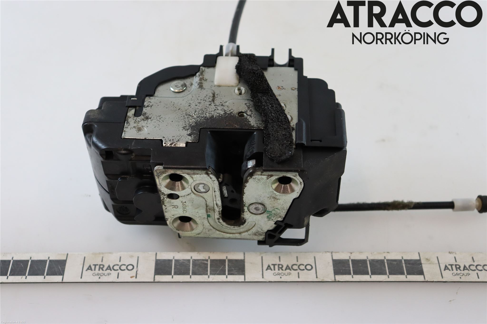 Nissan NAVARA 05-16 Låskista-Dörrlås