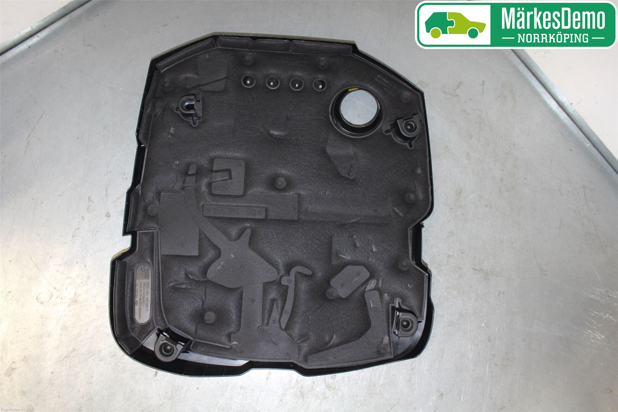 Audi A4/S4 B9 20- Motorkåpa