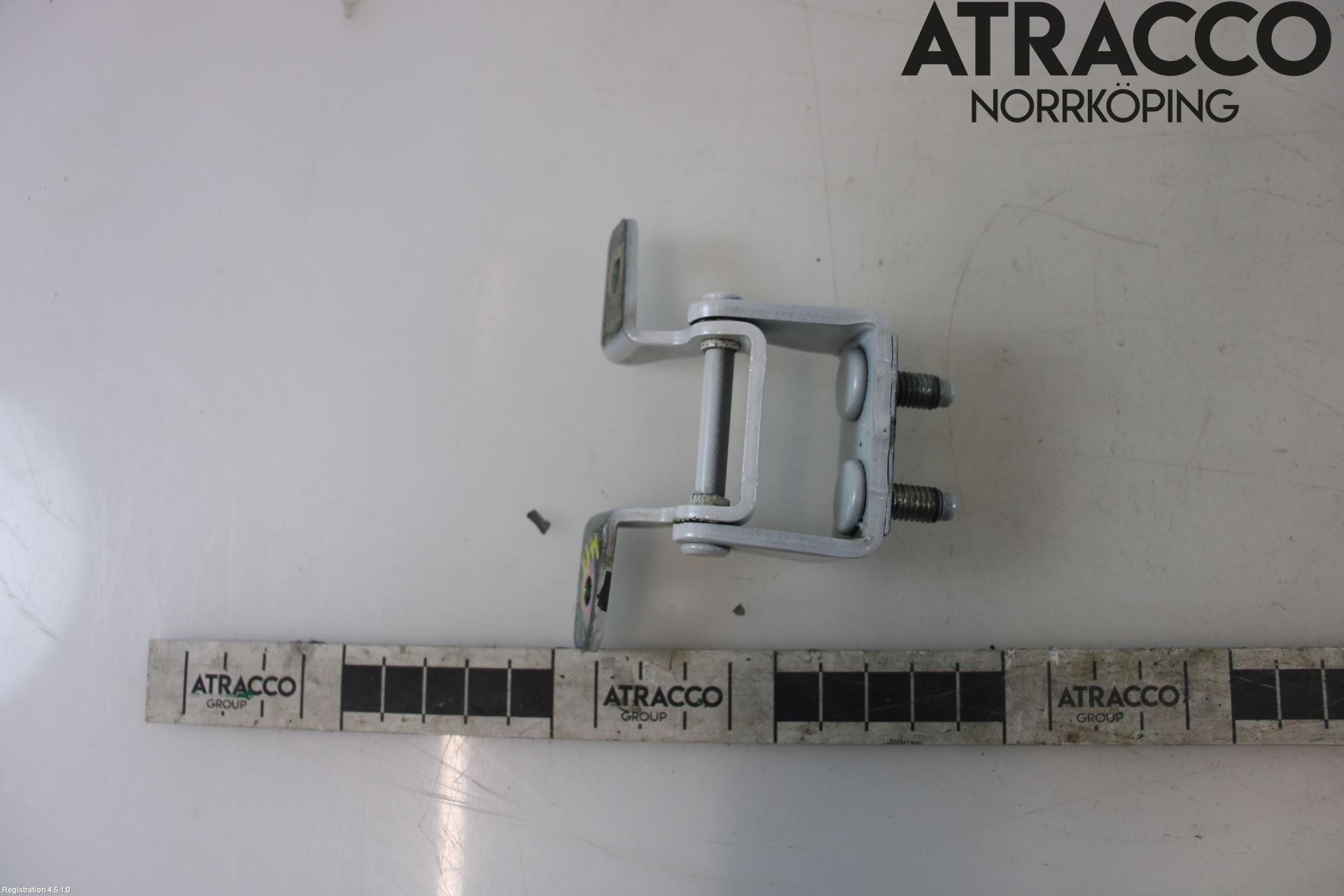 Kia CEED 12-18 Bakluckegångjärn Hö