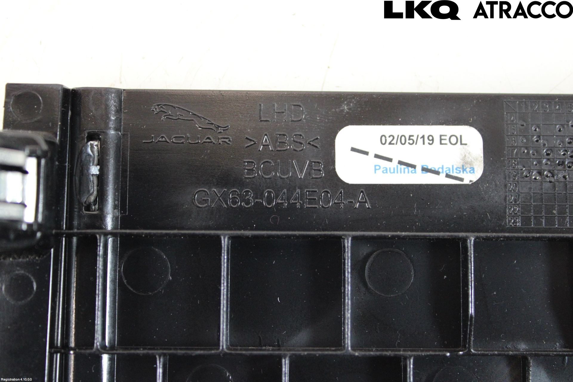 Jaguar F-PACE Instrumentkonsoll Mitt