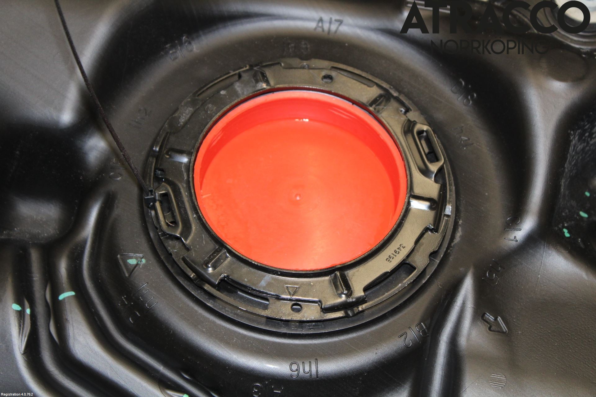 Toyota COROLLA 19- Bränsletank Insprutning