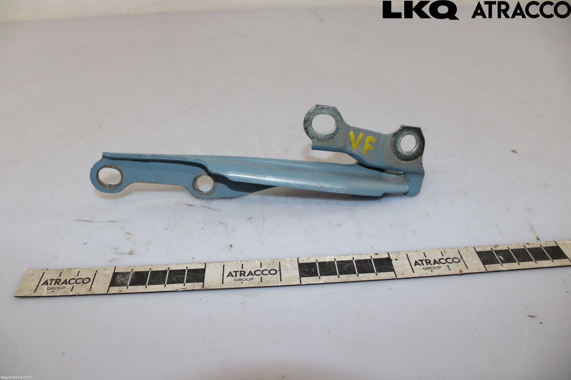 Toyota YARIS P1 03-05 Huvgångjärn