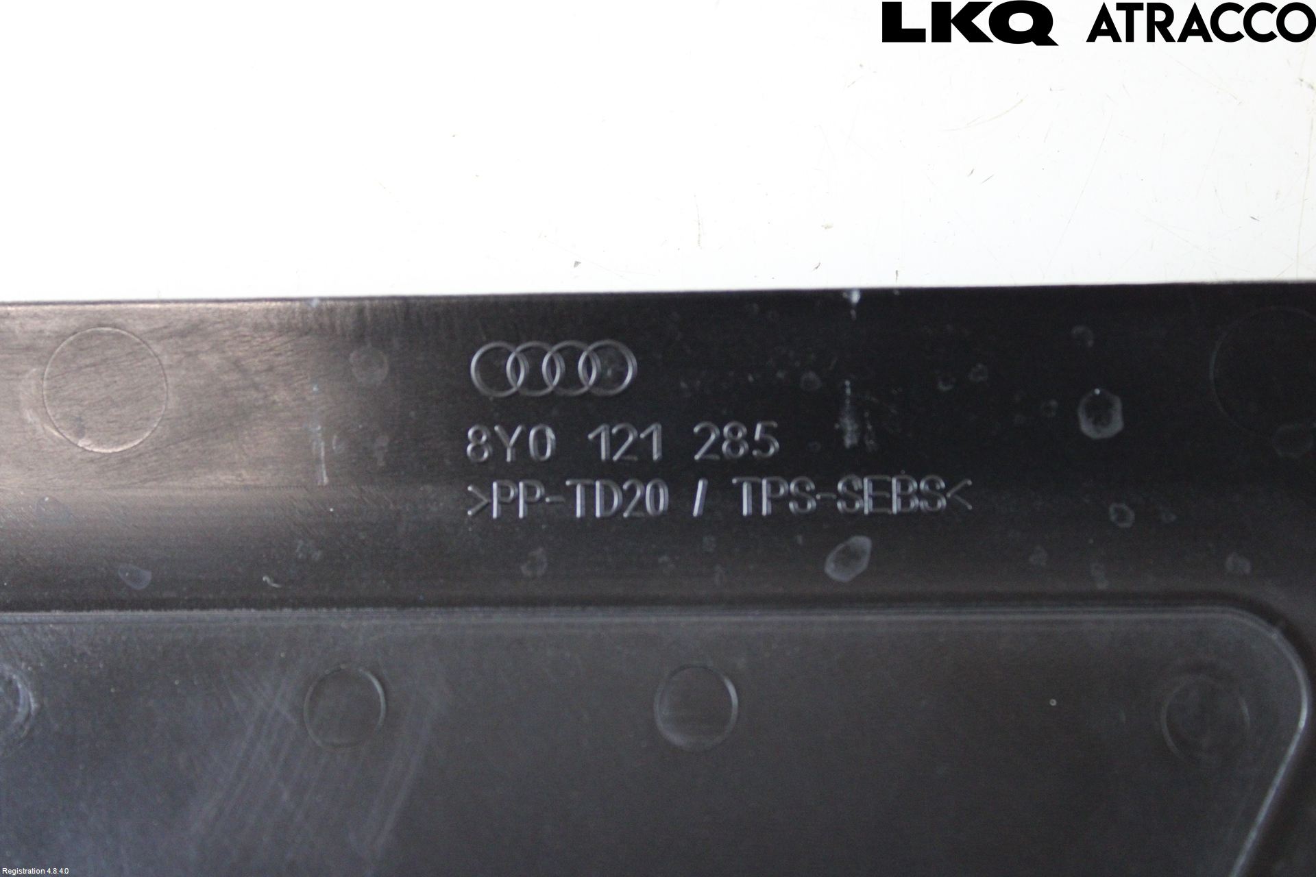 Audi A3/S3 8Y 21- Täckplast Front