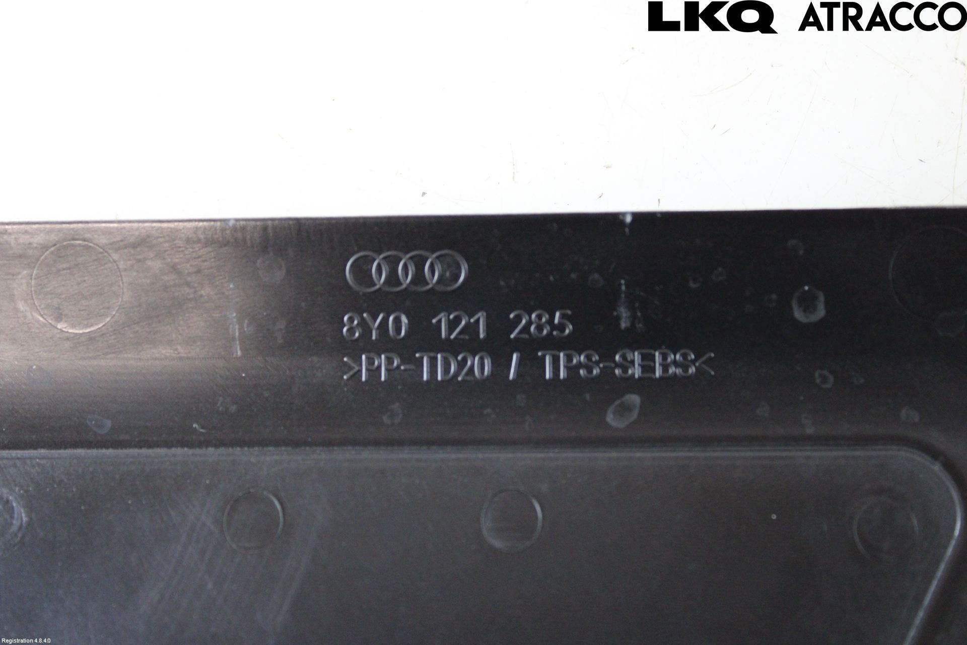 Audi A3/S3 8Y 21- Täckplast Front