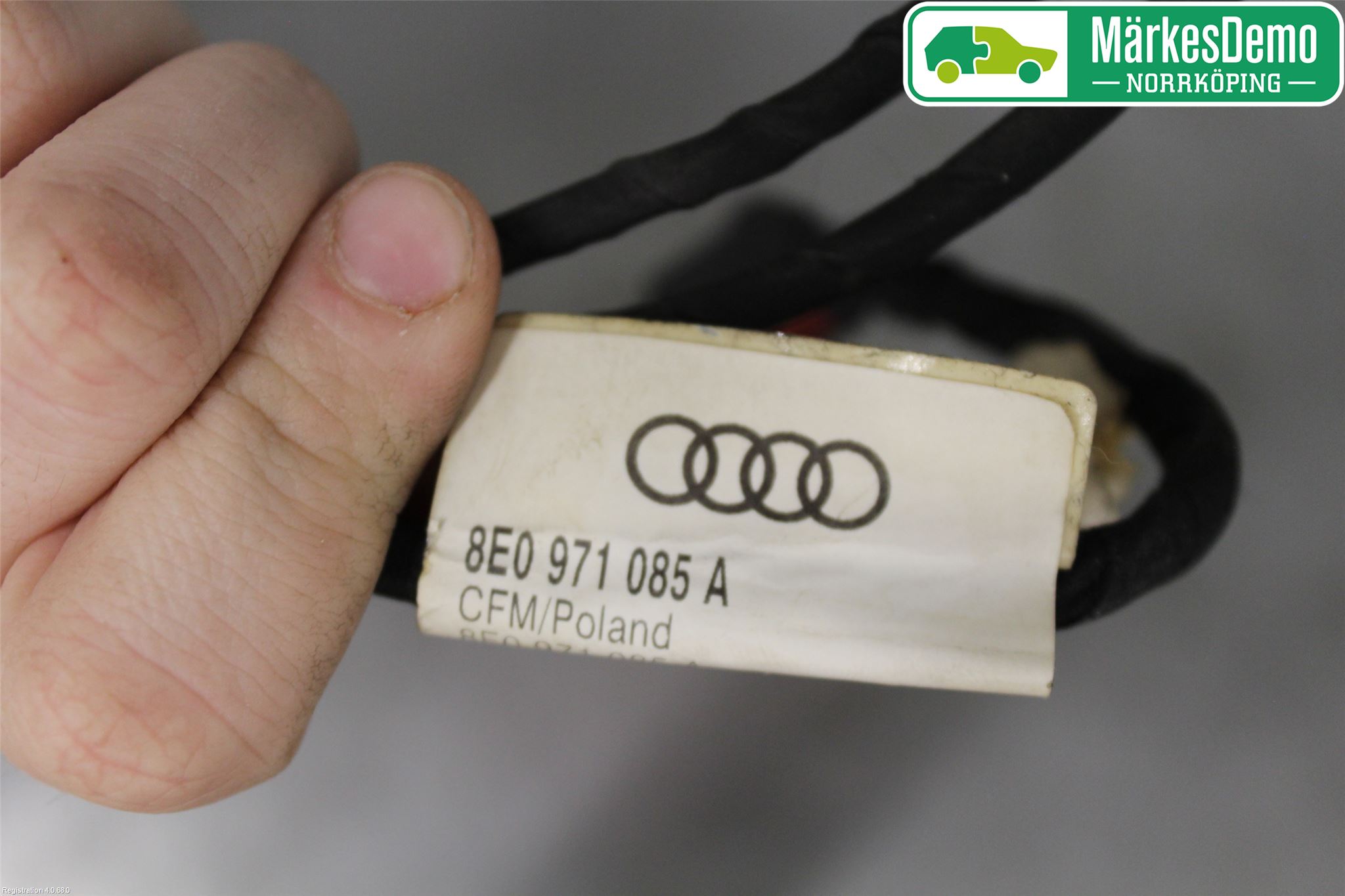Audi A4/S4 05-07 Parkeringshjälp Frontsensor