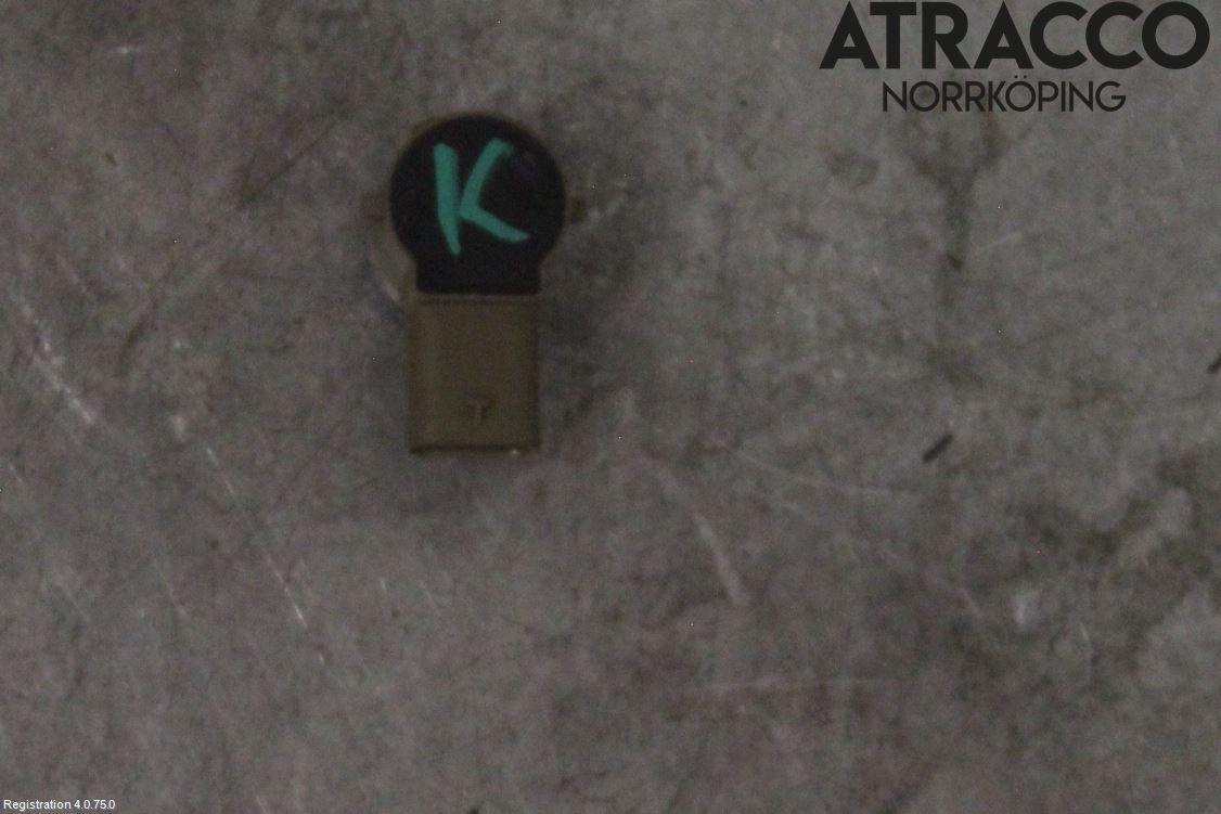 Audi A6 F2/C8 19- Parkeringshjälp Backsensor