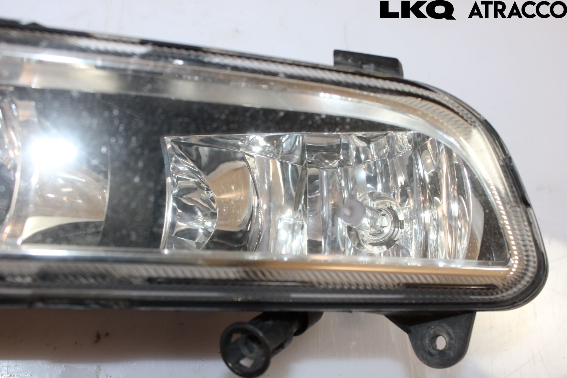 Volkswagen VW PASSAT 11-14 Dimljus-Varselljus Fram