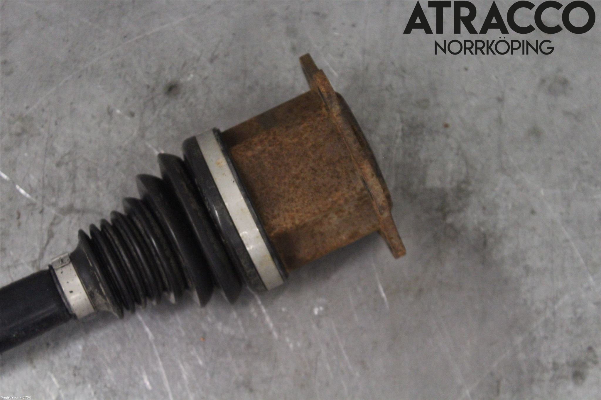 Audi A6 ALLROAD 12-18 Drivaxel Fram Vänster