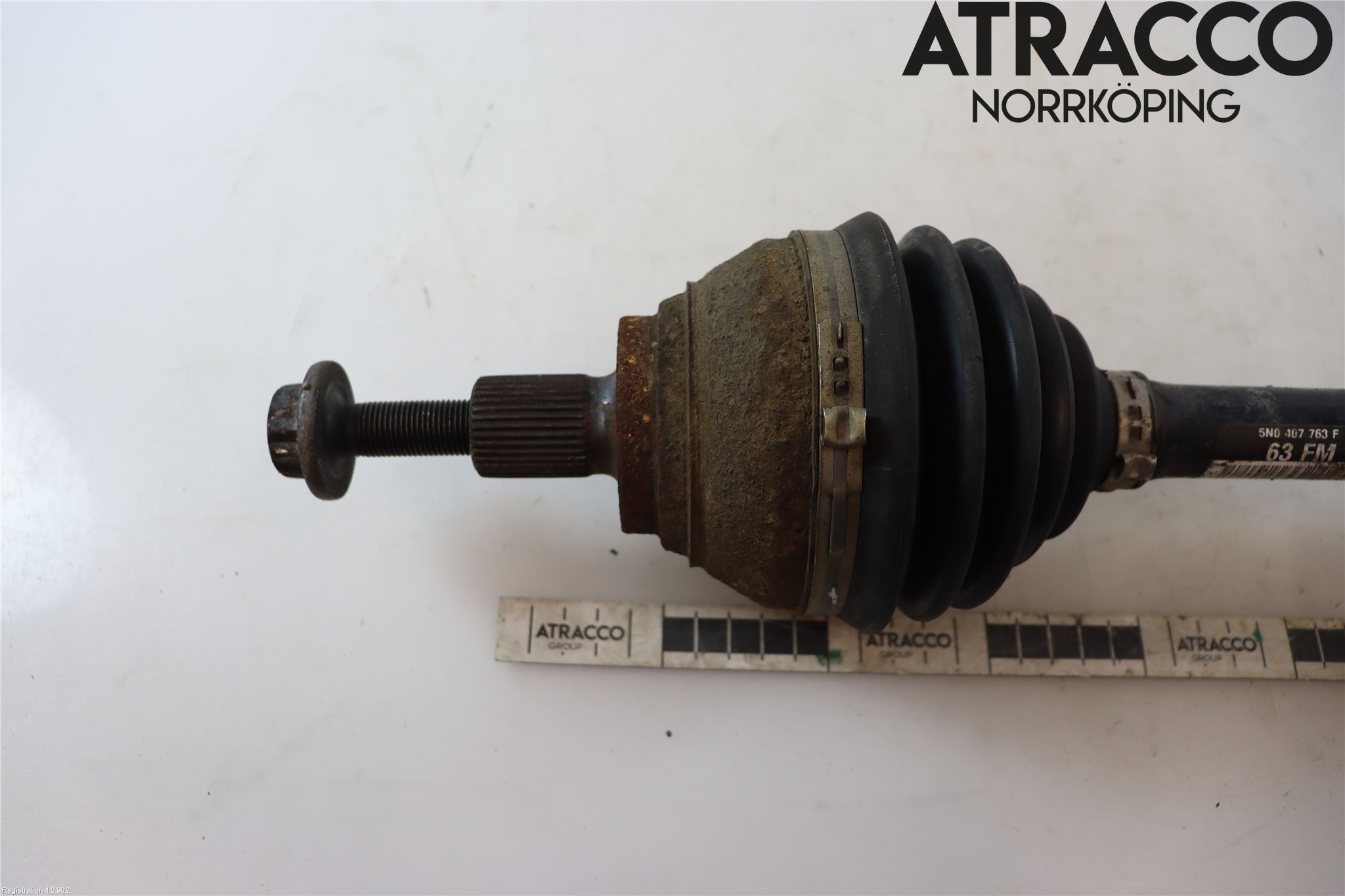 Volkswagen VW TIGUAN 07-16 Drivaxel Fram Vänster