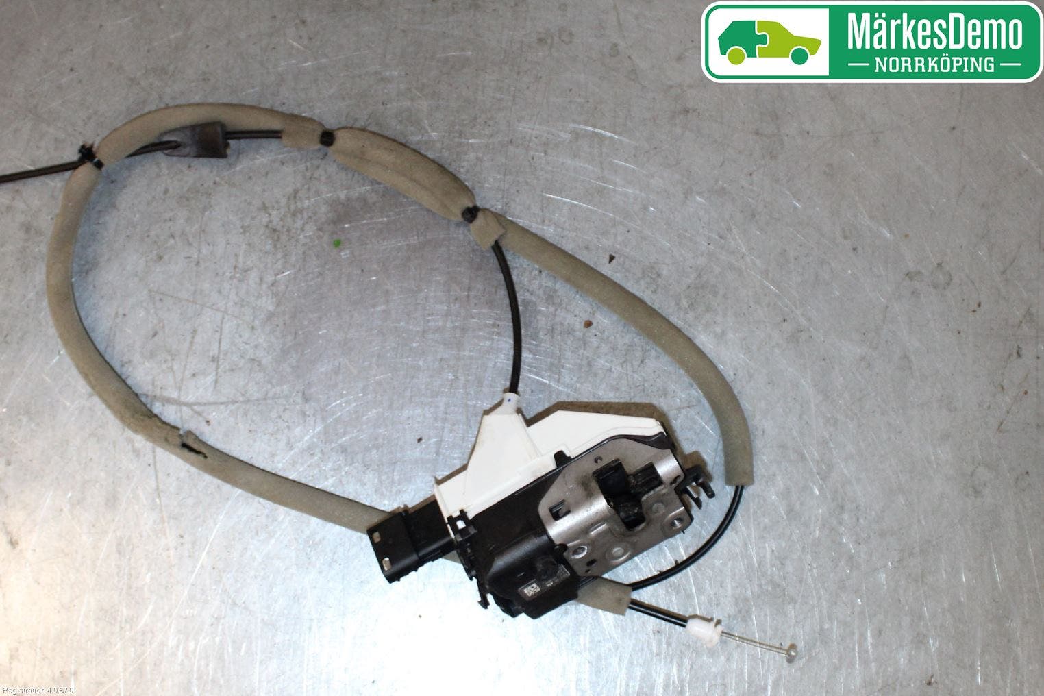 Peugeot PARTNER 16-18 Låskista-Dörrlås