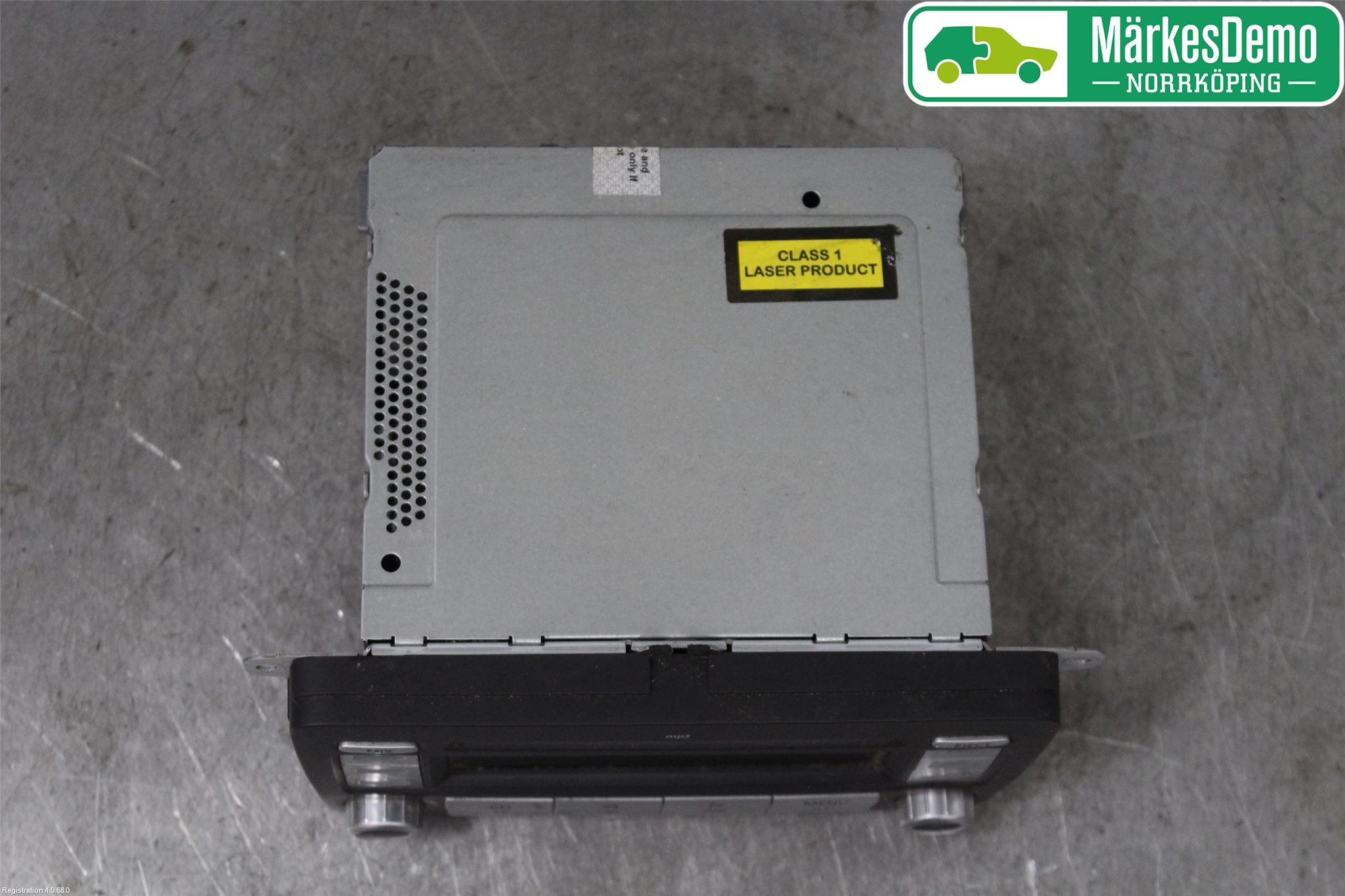 Volkswagen VW CADDY      04-10 Cd Radio - Multimediapanel