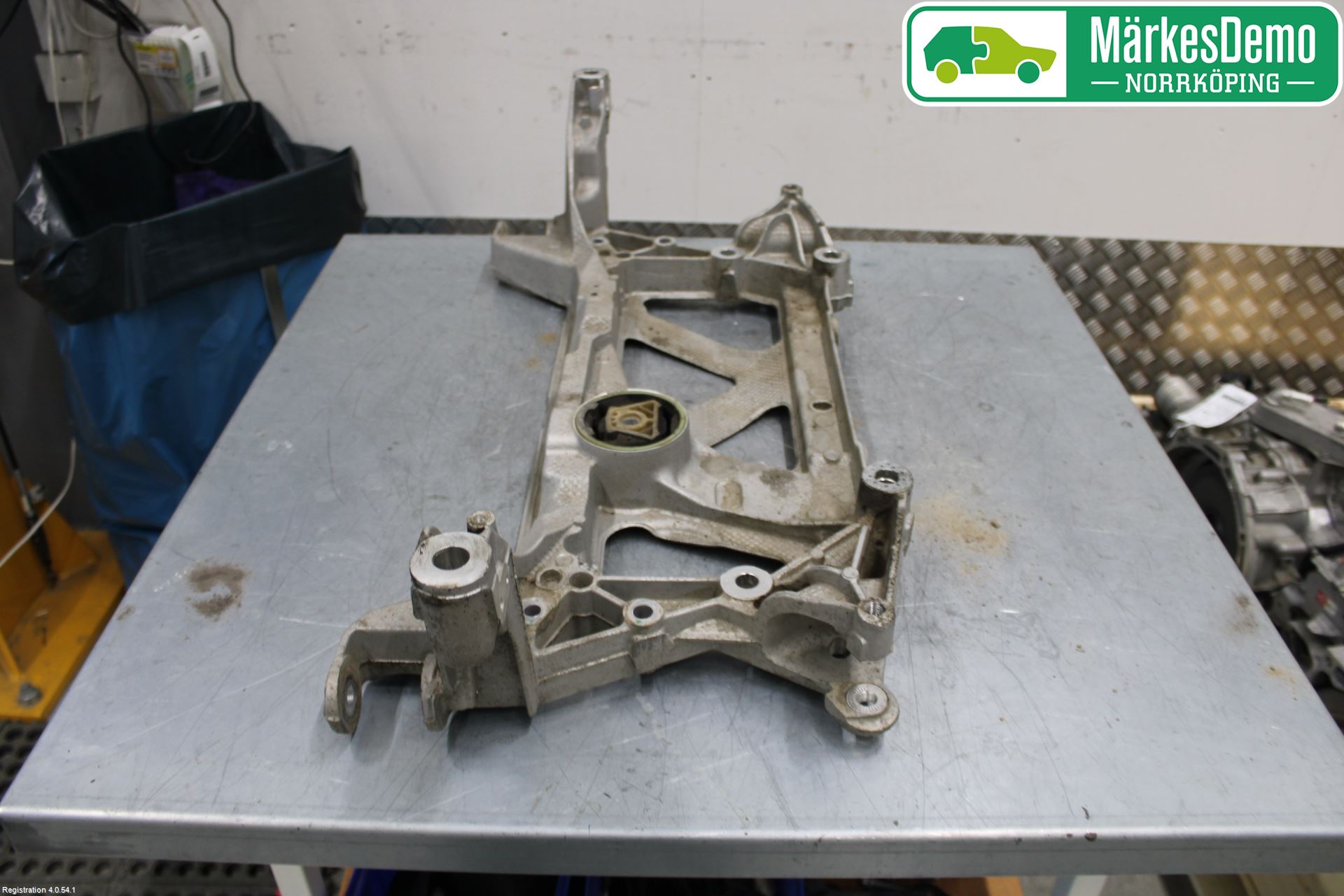 Audi A3/S3 8V 13-20 Framvagnsbalk