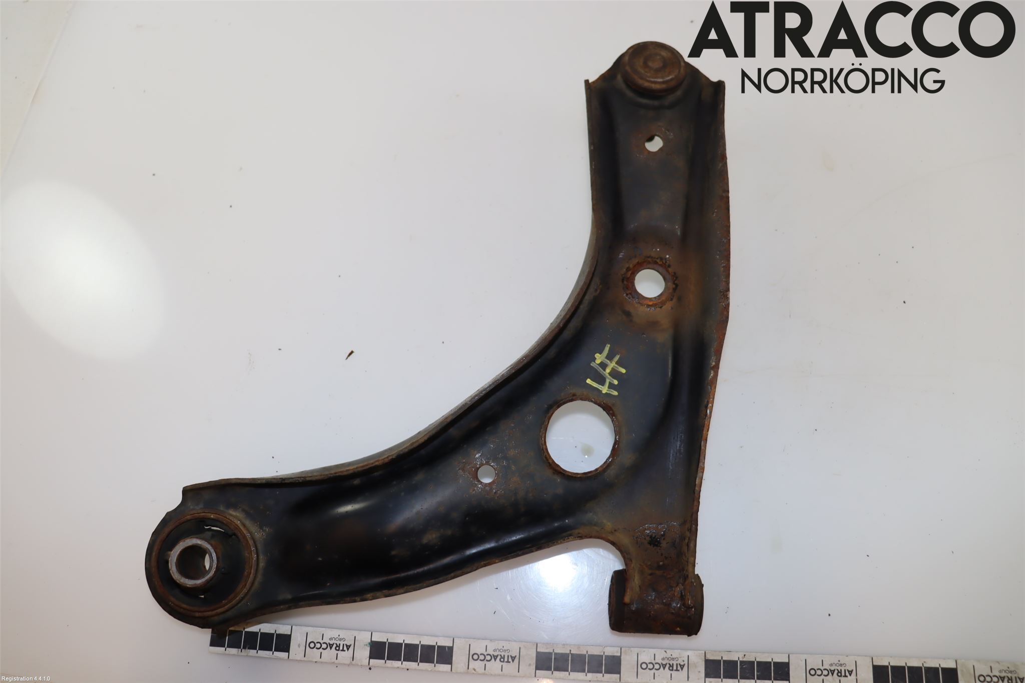 Hyundai i20 PB 09-14 Bärarm Fram Undre Hö
