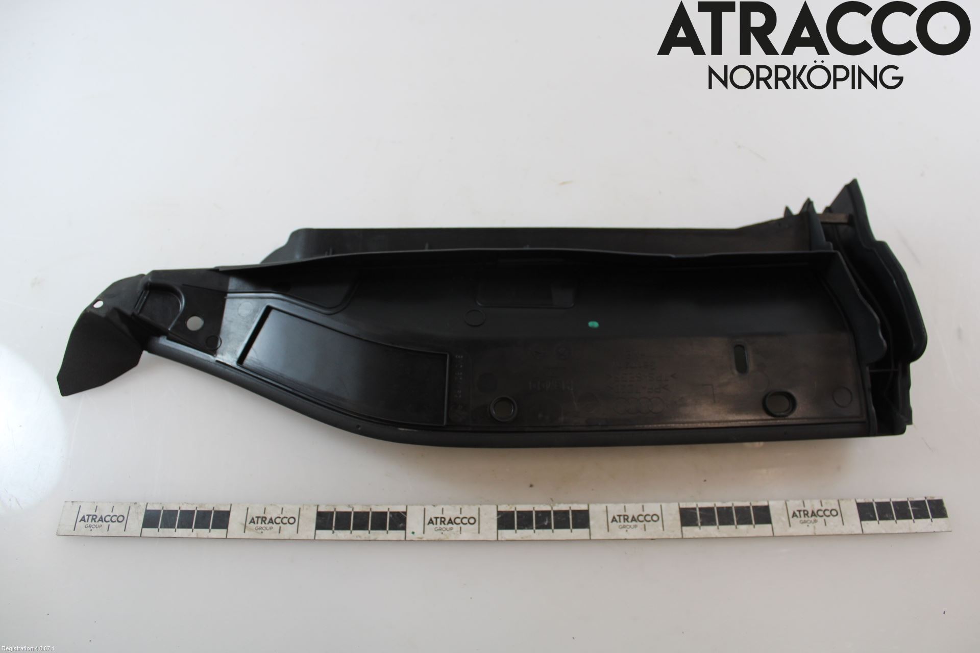 Audi A3/S3 8Y 21- Torpedplåt-Torpedplast