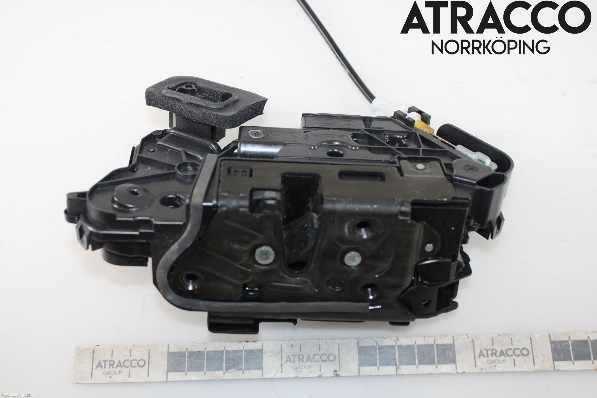 Skoda SUPERB 16-24 Låskista-Dörrlås