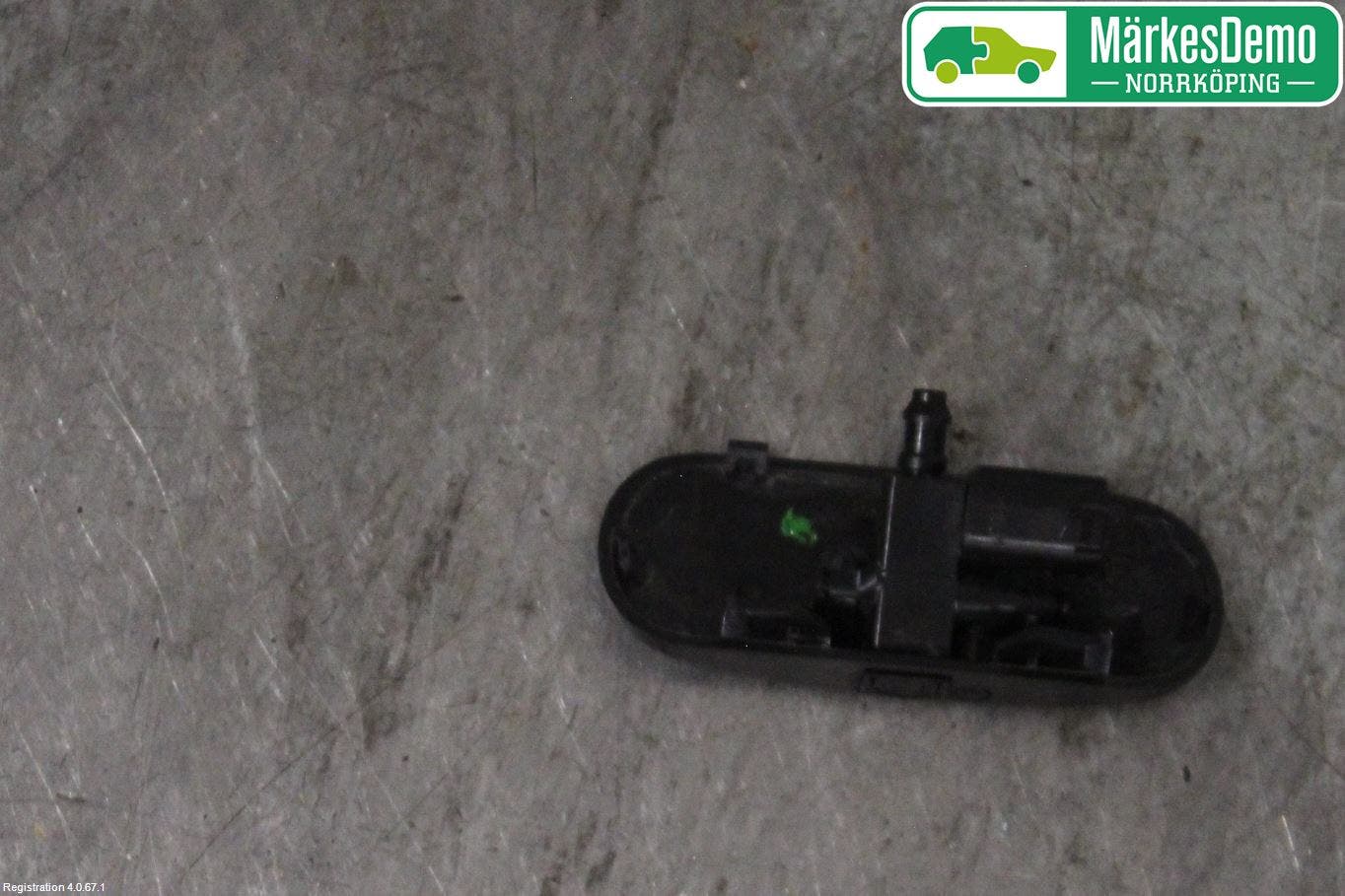 Audi A5 17- Spolarmunstycke Rutor