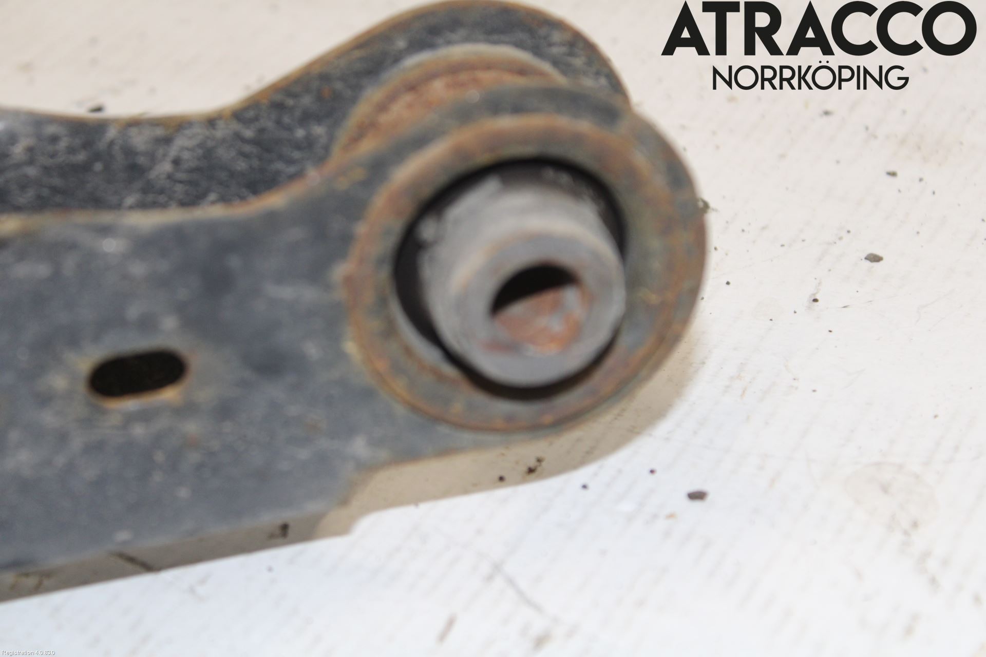 Toyota COROLLA 19- Bärarm Bak Vänster