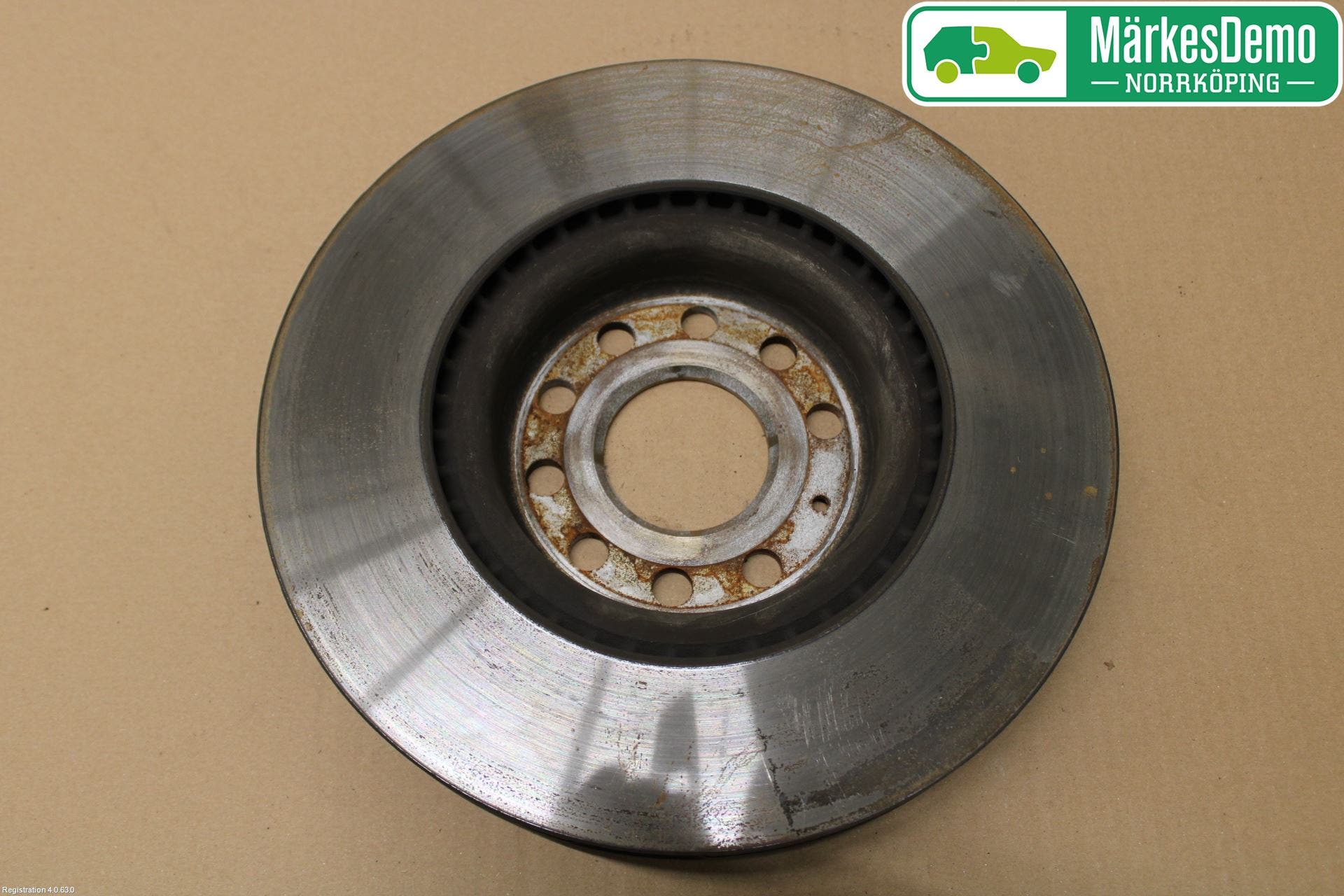 Volkswagen VW PASSAT 15-19 Bromsskiva Fram