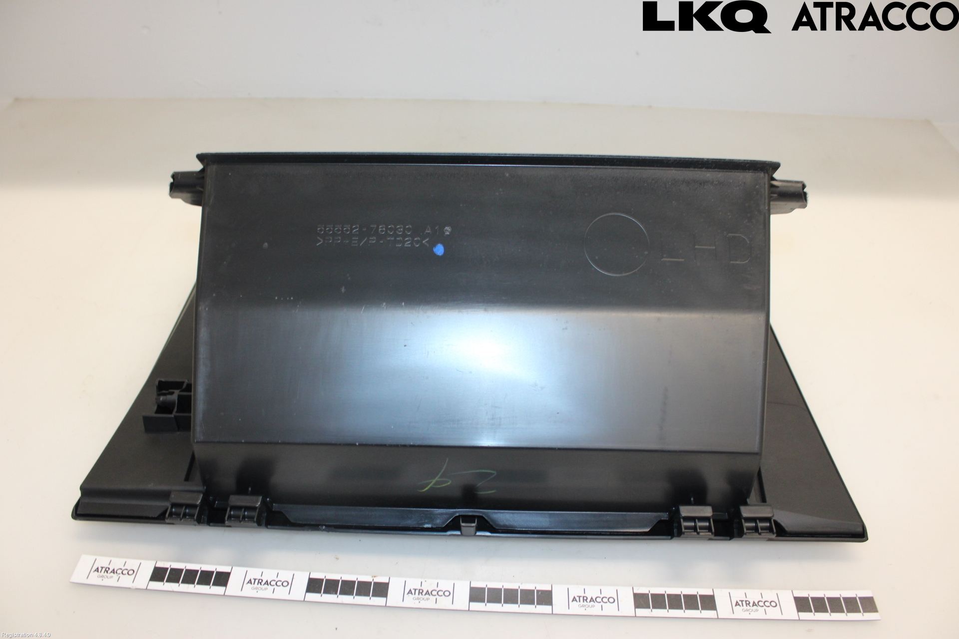 Lexus NX 340h/450h+ 21- Handskfack