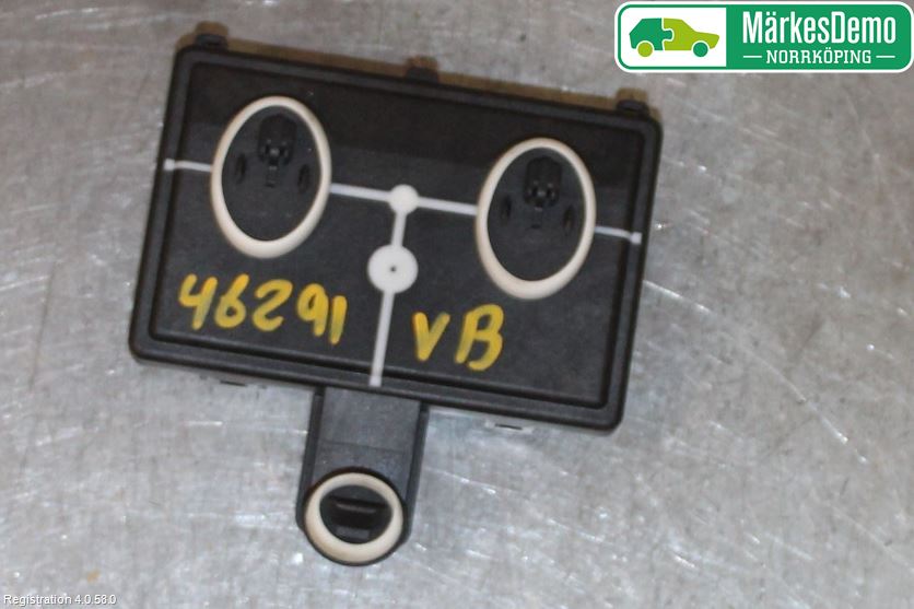 Audi A4/S4 B9 16-19 Styrenhet Dörr